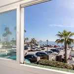 Frontline Townhouse El Rosario- 4 Bedrooms Дом отдыха *