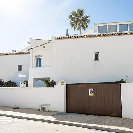 Holiday home Frontline Townhouse El Rosario- 4 Bedrooms *