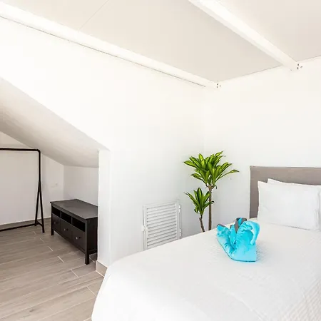 Frontline Townhouse El Rosario- 4 Bedrooms