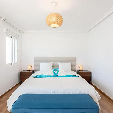 Frontline Townhouse El Rosario- 4 Bedrooms Marbella